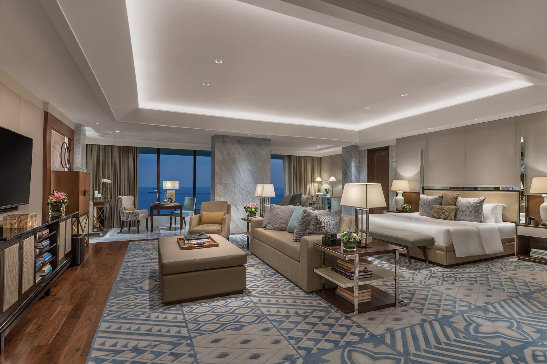 Unparalleled Luxury At The Presidential Suite The Manila Hotel